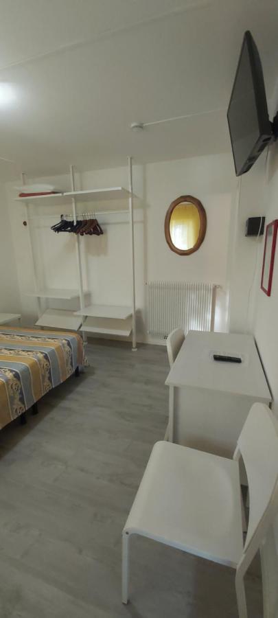 Hotel Casa Popi Malcesine Bagian luar foto