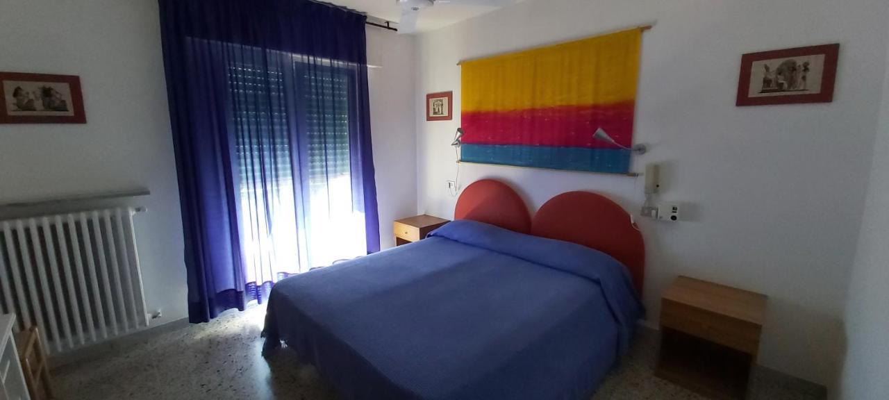 Hotel Casa Popi Malcesine Bagian luar foto