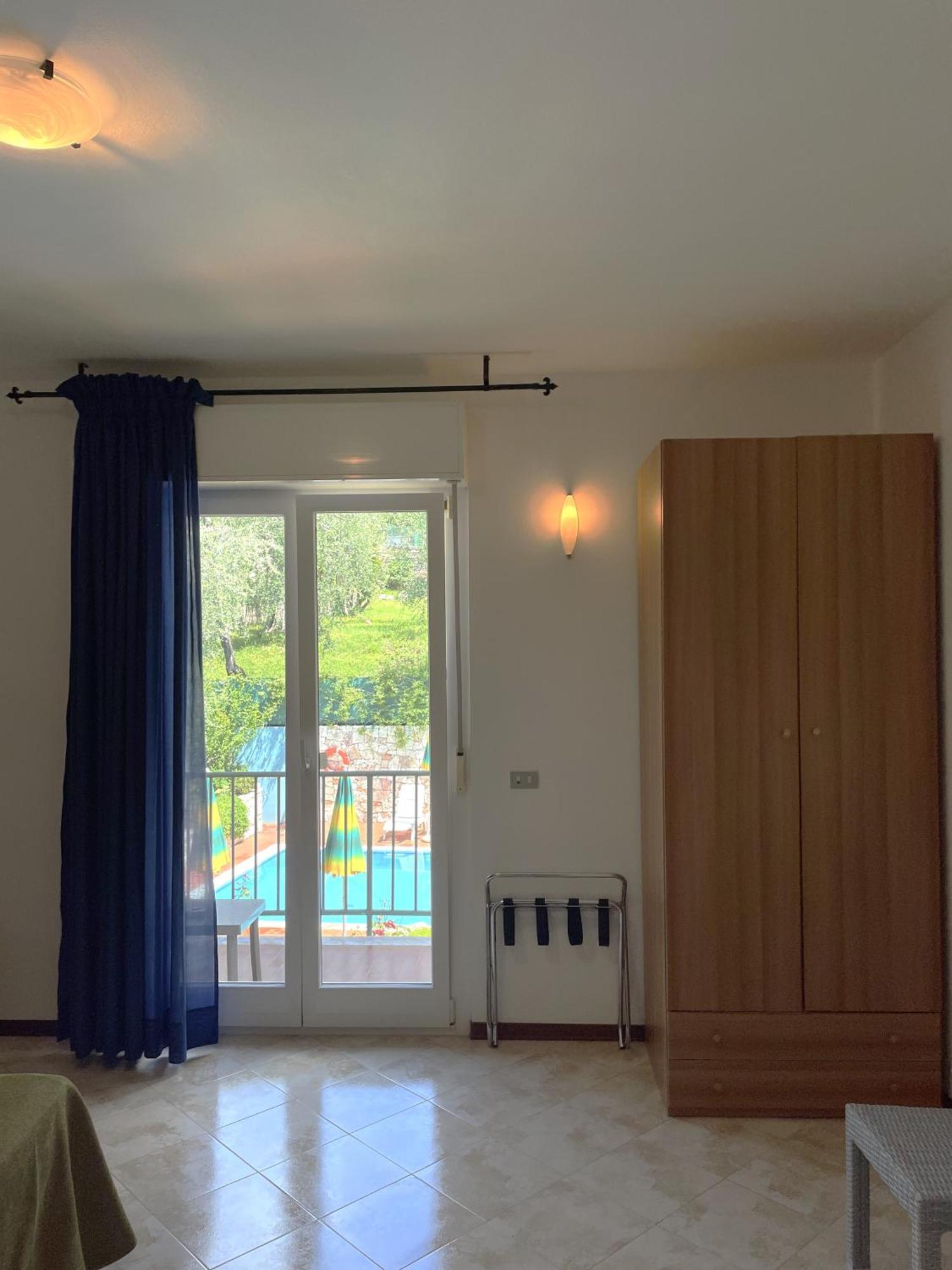 Hotel Casa Popi Malcesine Bagian luar foto